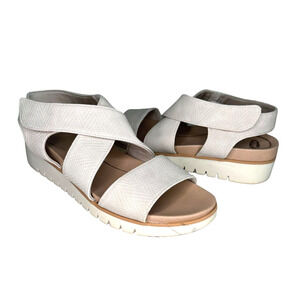 Dr. Scholls Get It Beige Cream Strappy Wedge Sandals Women's 8.5M Hook & Loop